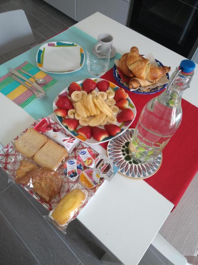 B&B Lambda Salernes Extérieur photo